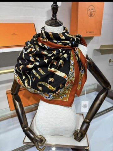 Hermes платок