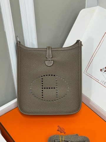 Hermes EVELYNE 16 сумка