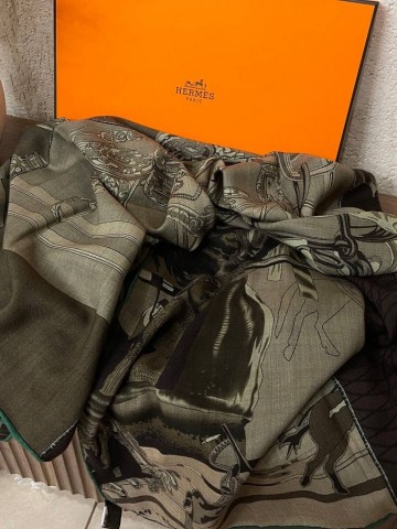 Hermes платок