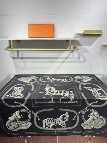 Hermes платок