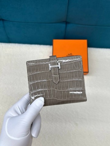 Hermes кошелек