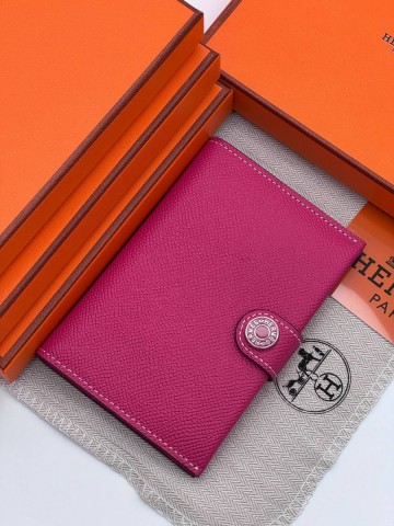 Hermes обложка на паспорт