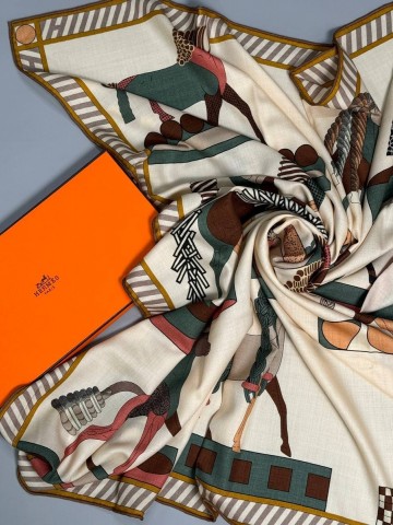 Hermes платок