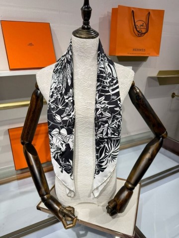 Hermes платок