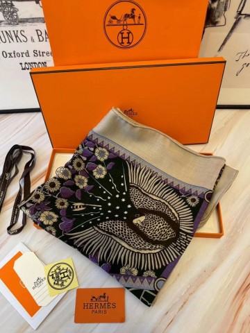 Hermes платок