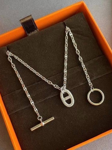 Hermes колье