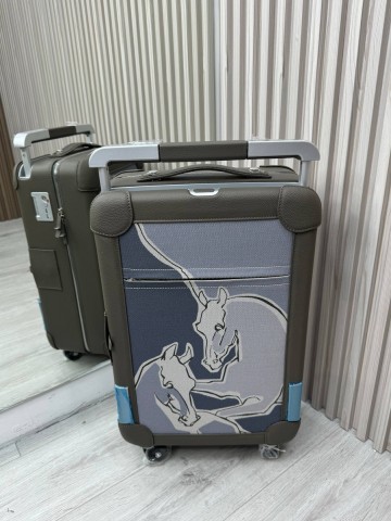 Hermes чемодан