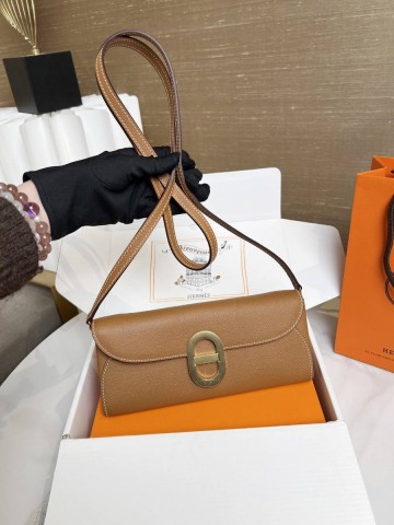 Hermes клатч