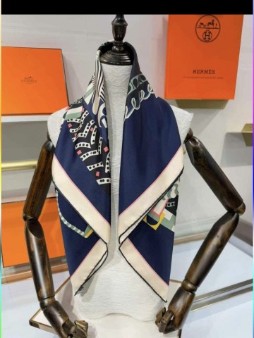 Hermes платок
