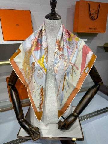 Hermes платок