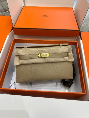 Hermes Kelly Pochette 22 сумка