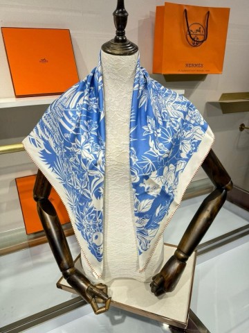 Hermes платок