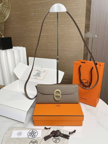 Hermes клатч