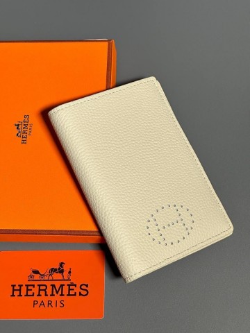 Hermes обложка на паспорт