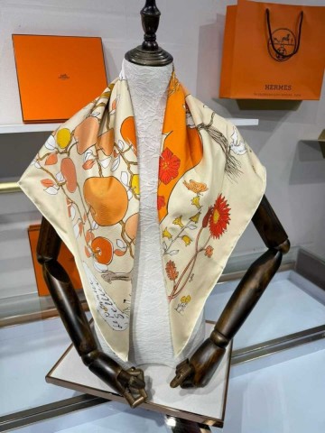 Hermes платок