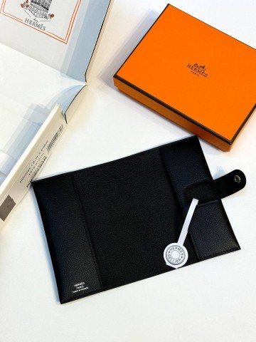 Hermes обложка на паспорт