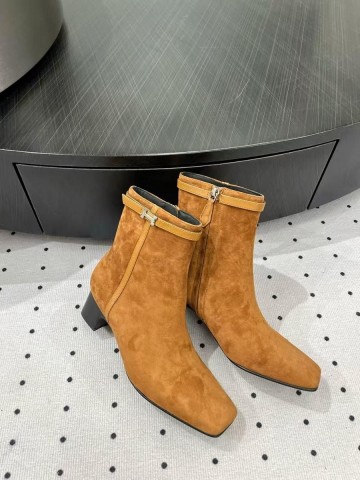 Hermes ботильоны