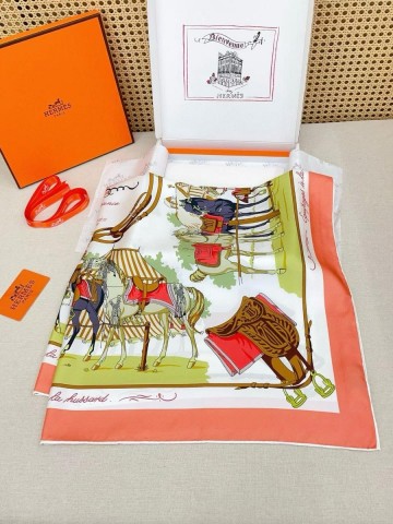 Hermes платок
