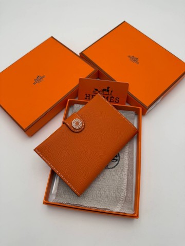 Hermes обложка на паспорт