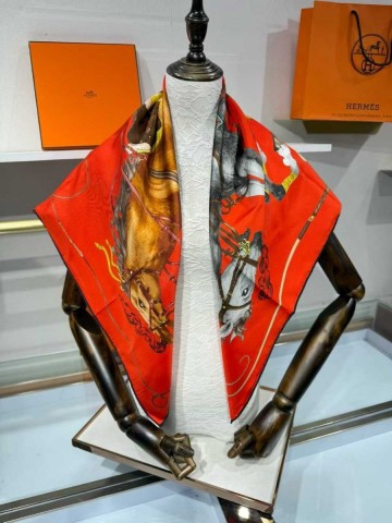 Hermes платок
