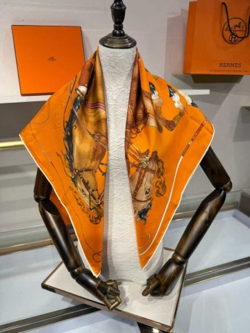 Hermes платок