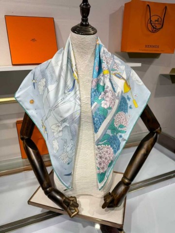 Hermes платок