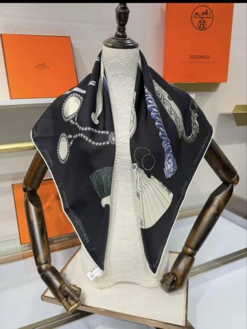 Hermes платок