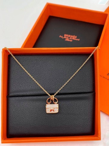 Hermes кулон