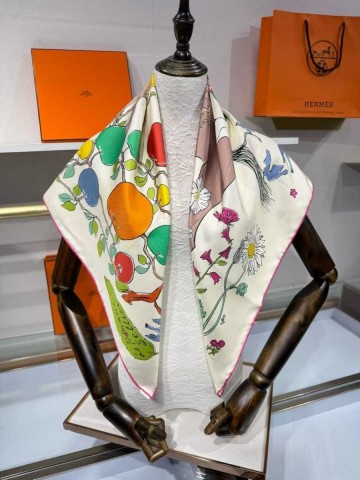 Hermes платок