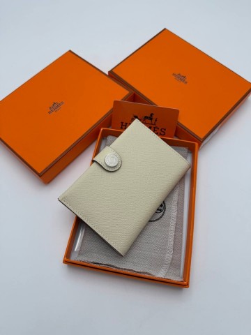Hermes обложка на паспорт