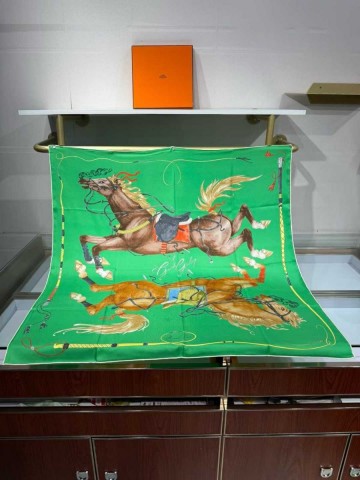 Hermes платок