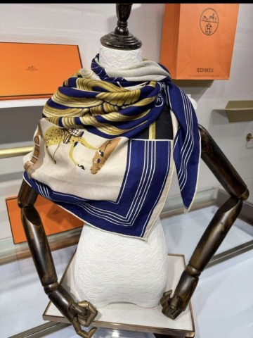 Hermes платок