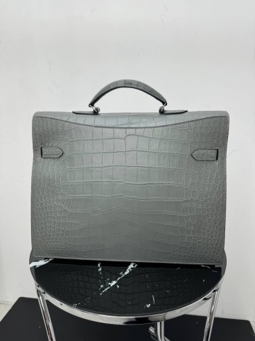Hermes портфель