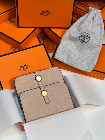 Hermes обложка на паспорт