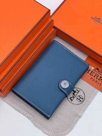 Hermes обложка на паспорт