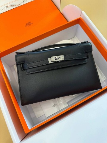 Hermes Pochette swift сумка