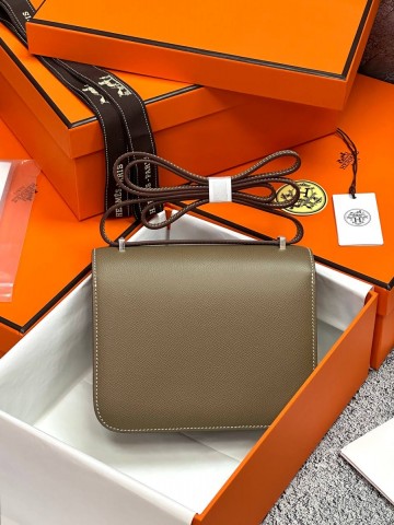 Hermes Constance 18 Epsom Gold Hardware сумка