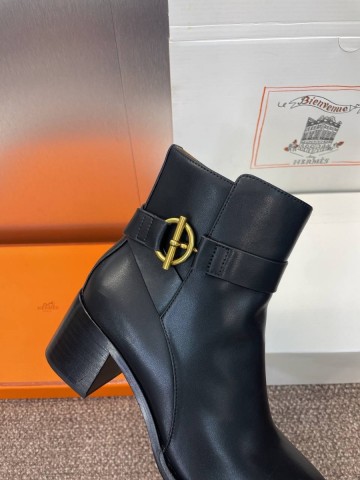 Hermes ботильоны