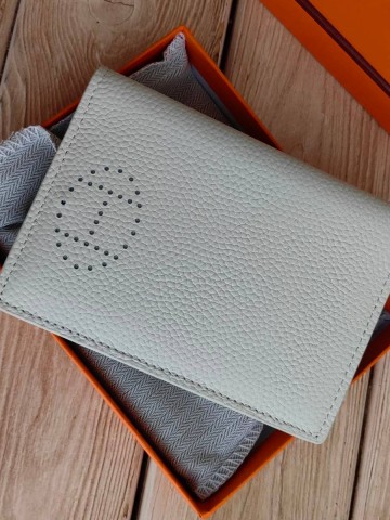 Hermes обложка на паспорт