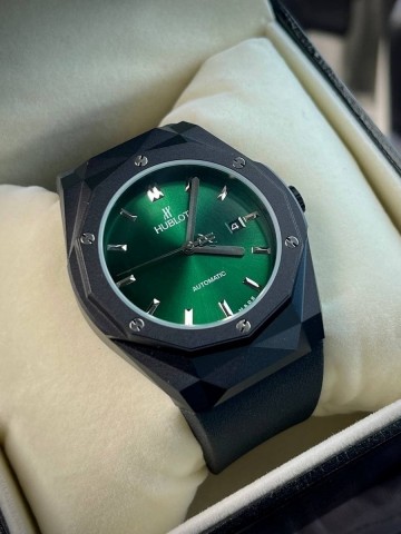 Hublot часы #897712SN