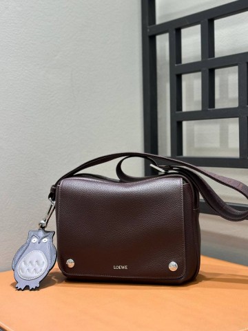 Loewe Anagram pebble сумка #169736HQ