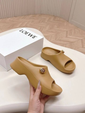 Loewe шлепанцы #184483UV