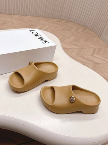 Loewe шлепанцы #184483UV