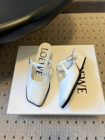 Loewe мюли #361947YU