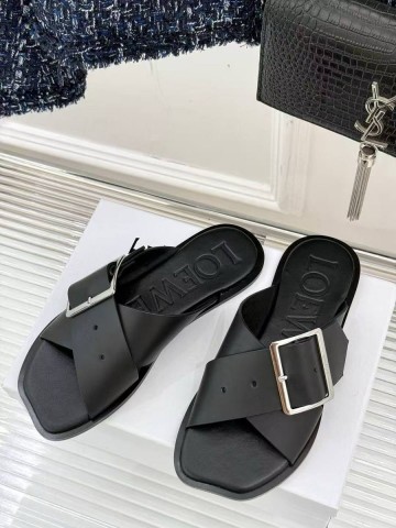 Loewe шлепанцы #659903HH