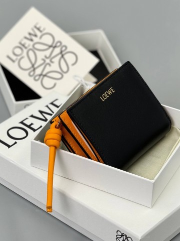 Loewe кошелек #684031KG