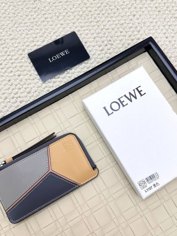 Loewe картхолдер #690427HX