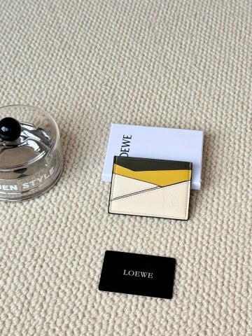 Loewe картхолдер #816219HU