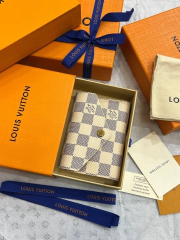 Louis Vuitton кошелек