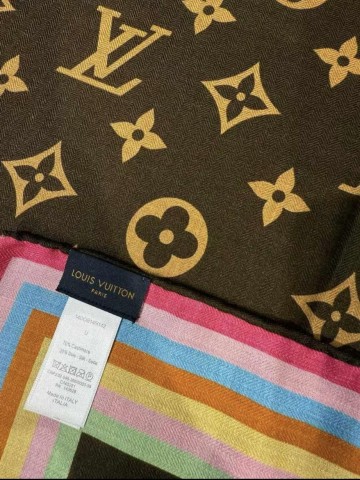 Louis Vuitton платок